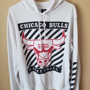 White Hoodie Sweatshirt Chicago Bullies Sports NBA